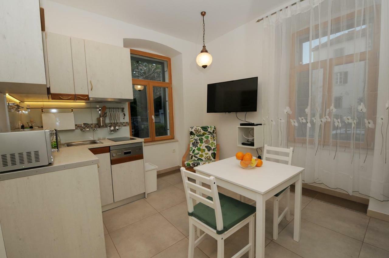 Studio Apartment Dzapo Σπλιτ Εξωτερικό φωτογραφία